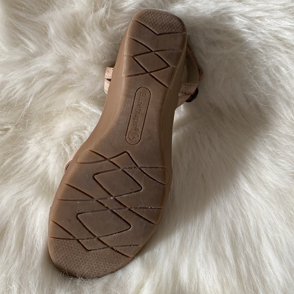 Baretraps Hammond Tan Floral Strappy Wedge Sandals Size 8 - Picture 3 of 6